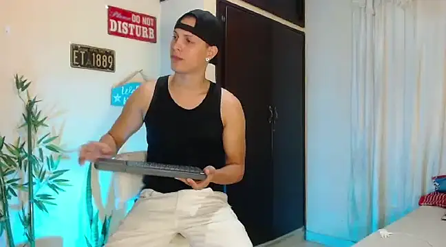 DavidNeill online show from 21, 12, 2024