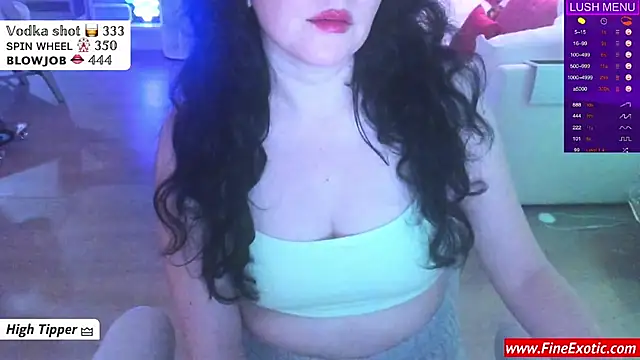 Snapshot of Vesaaa chatting on 2, 12, 2024 Vesaaa online show from 2, 12, 2024