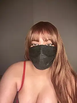 Snapshot of Amber-Queen chatting on 3, 1, 2025 Amber-Queen online show from 3, 1, 2025