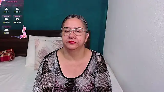 scaelettdubois online show from 2, 10, 2025