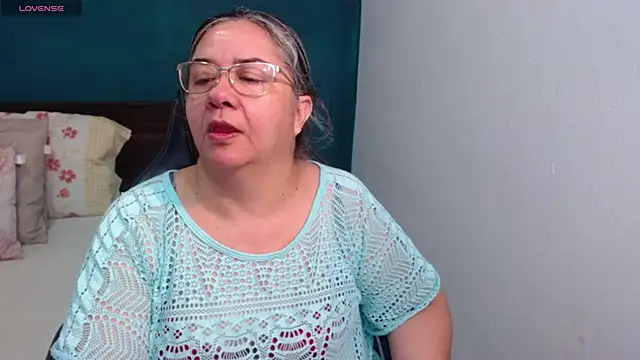 Snapshot of scaelettdubois chatting on 22, 5, 2026 scaelettdubois online show from 22, 5, 2026