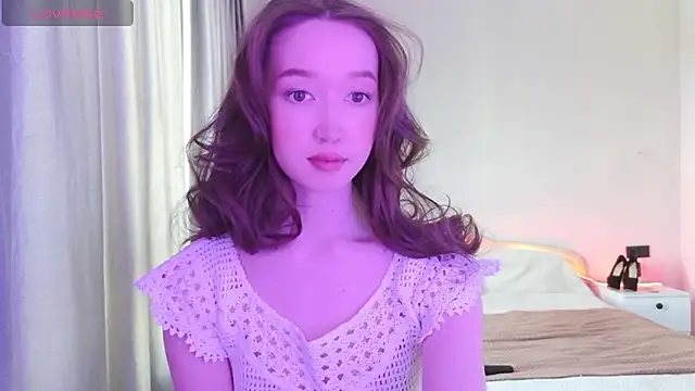  luna 022 online show from 16, 1, 2025