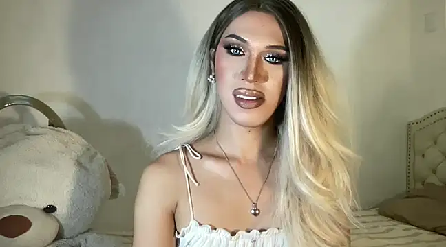 Snapshot of Ts_glamxxxx chatting on 15, 2, 2025 Ts glamxxxx online show from 15, 2, 2025