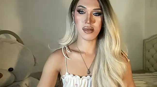 Snapshot of Ts_glamxxxx chatting on 15, 2, 2025 Ts glamxxxx online show from 15, 2, 2025