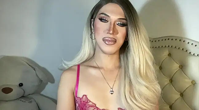 Snapshot of Ts_glamxxxx chatting on 18, 2, 2025 Ts glamxxxx online show from 18, 2, 2025