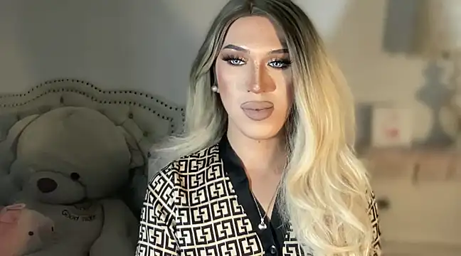 Snapshot of Ts_glamxxxx chatting on 7, 3, 2025 Ts glamxxxx online show from 7, 3, 2025