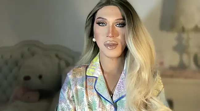 Snapshot of Ts_glamxxxx chatting on 11, 3, 2025 Ts glamxxxx online show from 11, 3, 2025