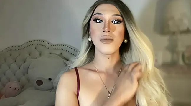 Snapshot of Ts_glamxxxx chatting on 21, 3, 2025 Ts glamxxxx online show from 21, 3, 2025