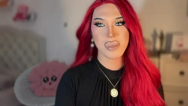 Snapshot of Ts_glamxxxx chatting on 26, 9, 2025 Ts glamxxxx online show from 26, 9, 2025