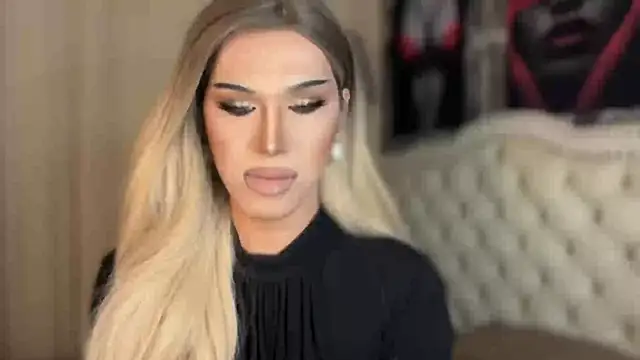 Ts glamxxxx online show from 5, 3, 2026