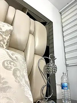 Snapshot of ALISSON_FOXXX1 chatting on 24, 10, 2025 ALISSON FOXXX1 online show from 24, 10, 2025