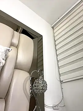 Snapshot of ALISSON_FOXXX1 chatting on 20, 11, 2025 ALISSON FOXXX1 online show from 20, 11, 2025