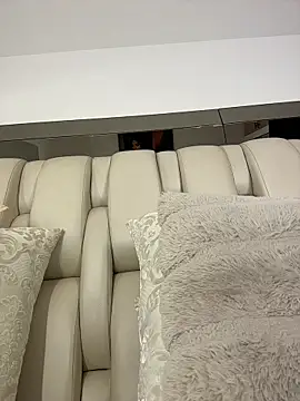 ALISSON FOXXX1 online show from 11, 4, 2026