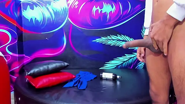 miacam-hot online show from 6, 4, 2026