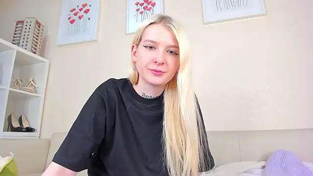 rosa mariposa  online show from 3, 2, 2025