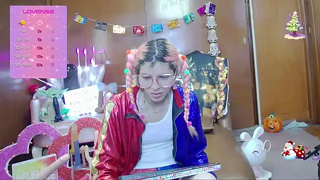 Skinygirl online show from 29, 10, 2025