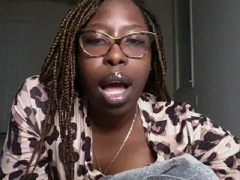 Snapshot of MadamIndigo chatting on 14, 3, 2025 MadamIndigo online show from 14, 3, 2025