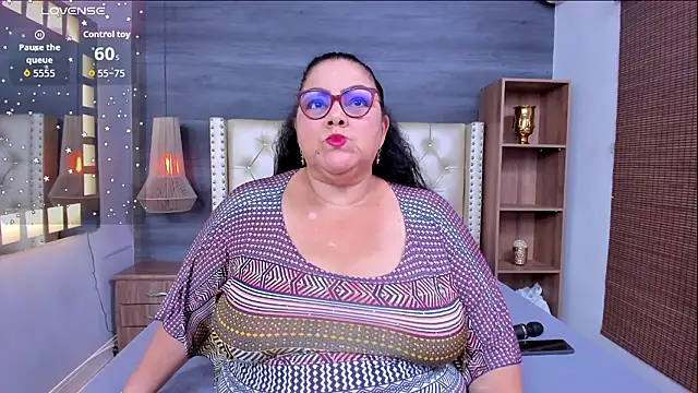 Snapshot of mommy_cute chatting on 26, 3, 2026 mommy cute online show from 26, 3, 2026