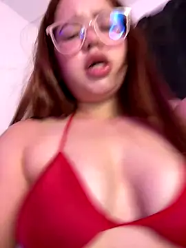 Lucyklein2022 online show from 5, 10, 2025