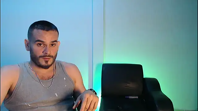 Snapshot of cowboyht chatting on 6, 11, 2025 cowboyht online show from 6, 11, 2025