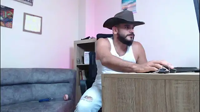 Snapshot of cowboyht chatting on 6, 5, 2026 cowboyht online show from 6, 5, 2026