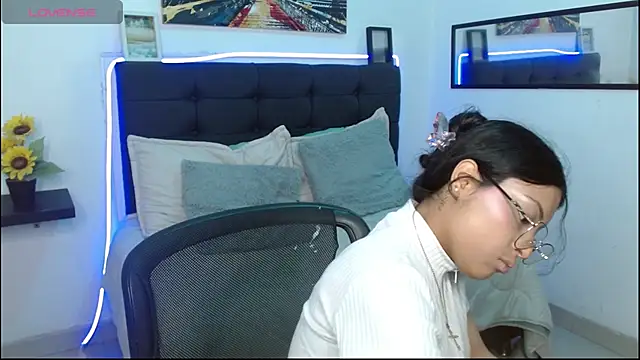 vaness weet online show from 25, 11, 2025