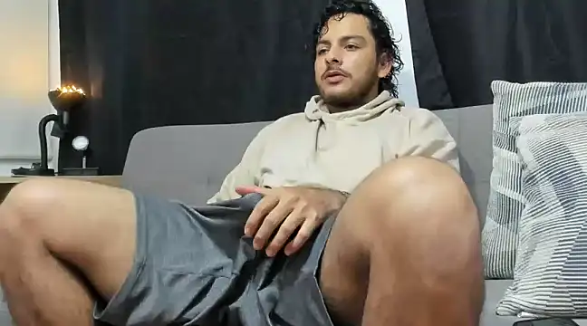 tuyo1995 online show from 19, 3, 2025