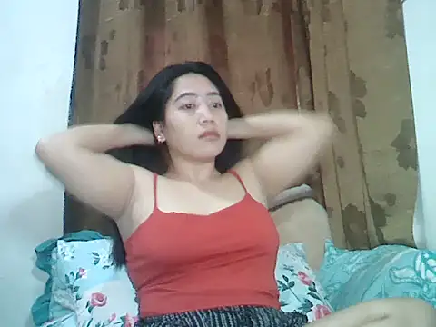 Snapshot of LOVENAYRA1 chatting on 8, 2, 2026 LOVENAYRA1 online show from 8, 2, 2026