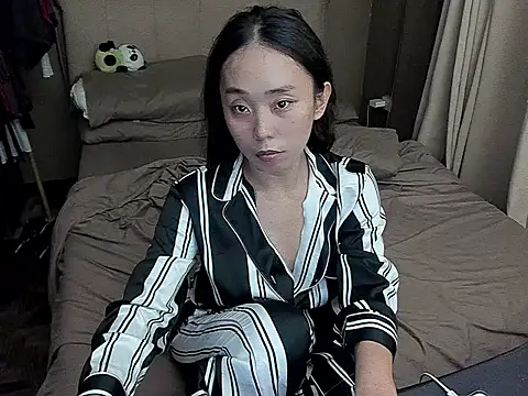 Snapshot of MissAyaCollins chatting on 23, 4, 2026 MissAyaCollins online show from 23, 4, 2026