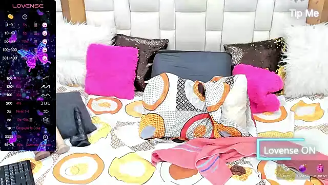 BellaKarla online show from 5, 12, 2024