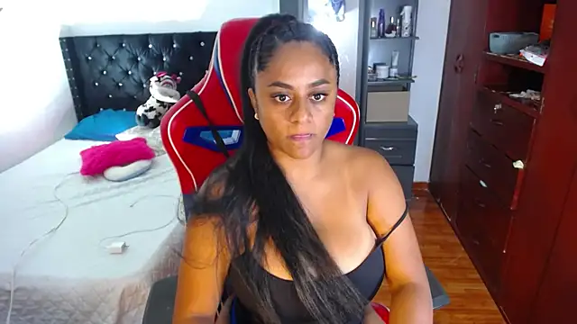 BellaKarla online show from 10, 2, 2026