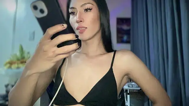 Bella Gordon online show from 16, 10, 2025