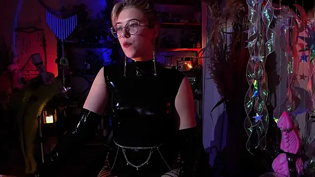 Snapshot of Scarlett_Wanner chatting on 10, 1, 2025 Scarlett Wanner online show from 10, 1, 2025