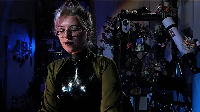 Snapshot of Scarlett_Wanner chatting on 5, 3, 2025 Scarlett Wanner online show from 5, 3, 2025