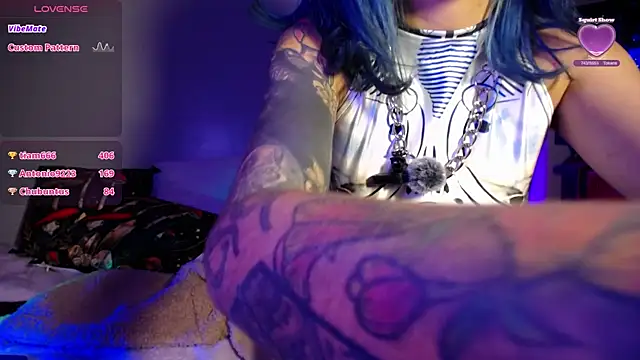 Snapshot of Cinamoonn chatting on 26, 1, 2025 Cinamoonn online show from 26, 1, 2025