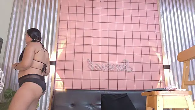 mensia hernandz online show from 27, 11, 2025