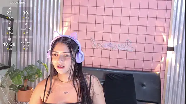 mensia hernandz online show from 22, 12, 2025