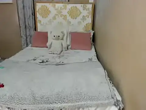 lady kim boner online show from 4, 3, 2025