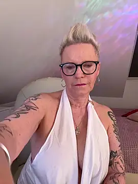 German Milf online show from 31, 3, 2026