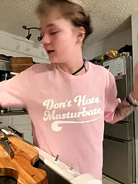 Cutiepiespanks online show from 18, 12, 2025