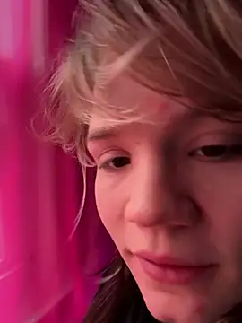 Snapshot of Cutiepiespanks chatting on 15, 3, 2026 Cutiepiespanks online show from 15, 3, 2026