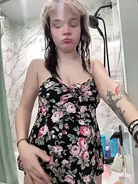 Snapshot of Cutiepiespanks chatting on 2, 4, 2026 Cutiepiespanks online show from 2, 4, 2026