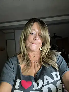 Snapshot of cowgirlc chatting on 12, 3, 2026 cowgirlc online show from 12, 3, 2026