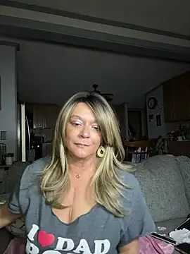 Snapshot of cowgirlc chatting on 25, 3, 2026 cowgirlc online show from 25, 3, 2026
