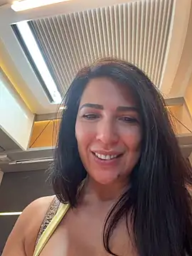 Snapshot of Cataleya80 chatting on 5, 5, 2026 Cataleya80 online show from 5, 5, 2026