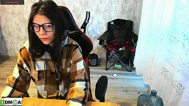 Snapshot of MollyLollipop chatting on 16, 12, 2024 MollyLollipop online show from 16, 12, 2024