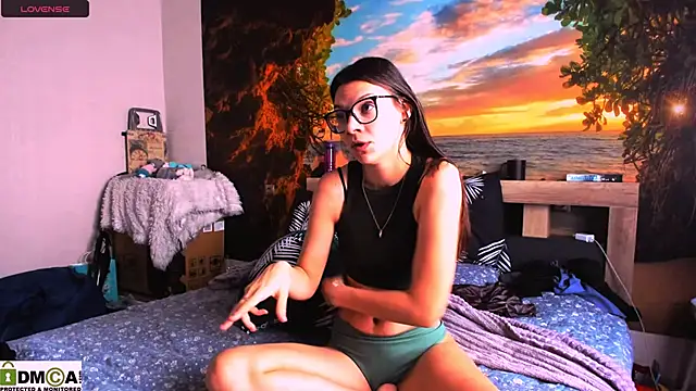 Snapshot of MollyLollipop chatting on 23, 1, 2025 MollyLollipop online show from 23, 1, 2025