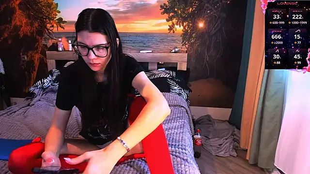 Snapshot of MollyLollipop chatting on 11, 2, 2025 MollyLollipop online show from 11, 2, 2025