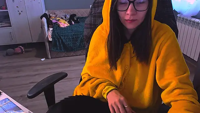 Snapshot of MollyLollipop chatting on 5, 12, 2025 MollyLollipop online show from 5, 12, 2025