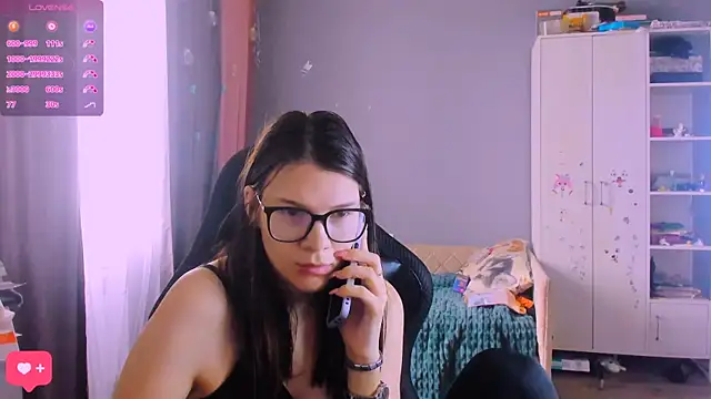 MollyLollipop online show from 6, 3, 2026